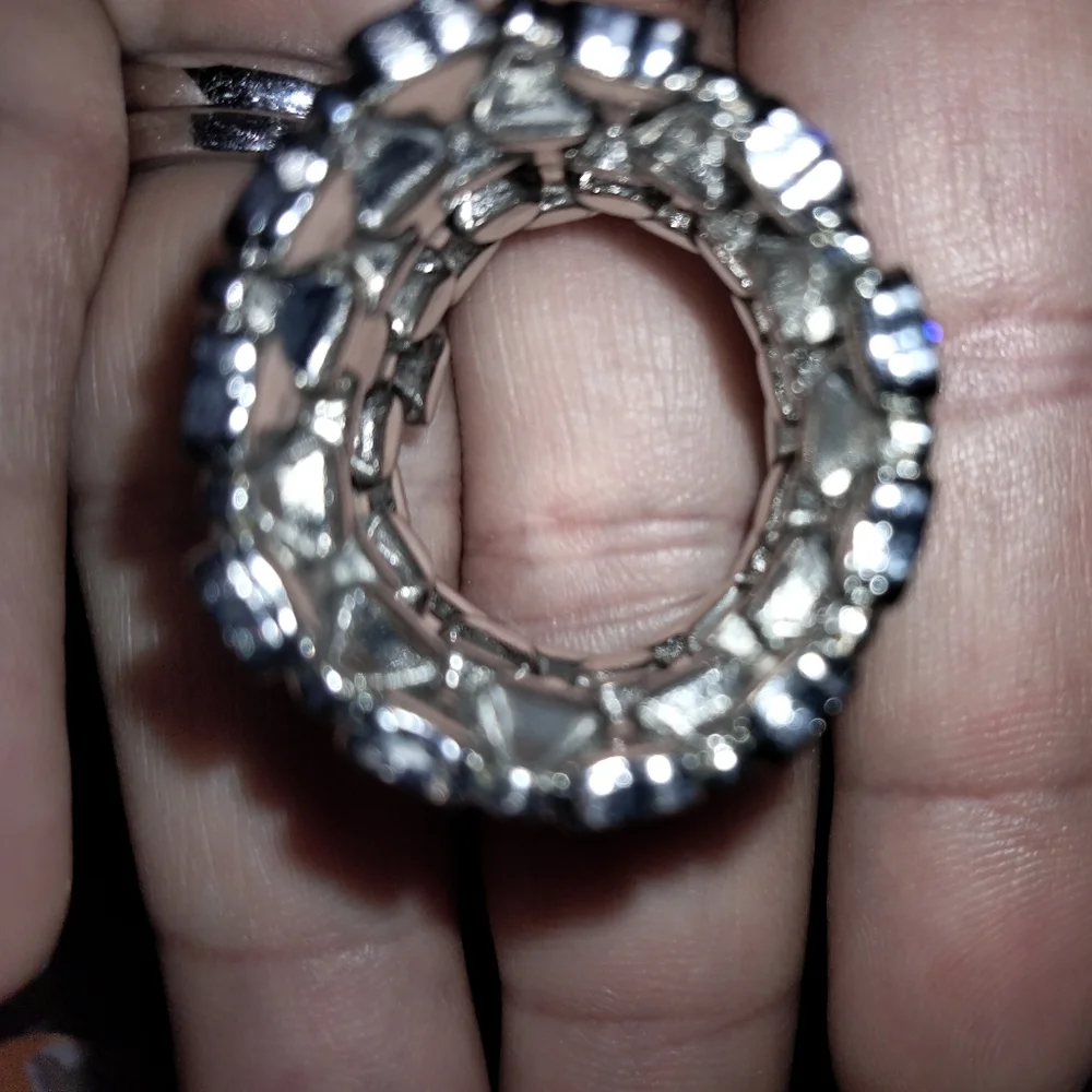 Ring - Picture 3 of 3